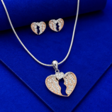 Broken heart pedant set